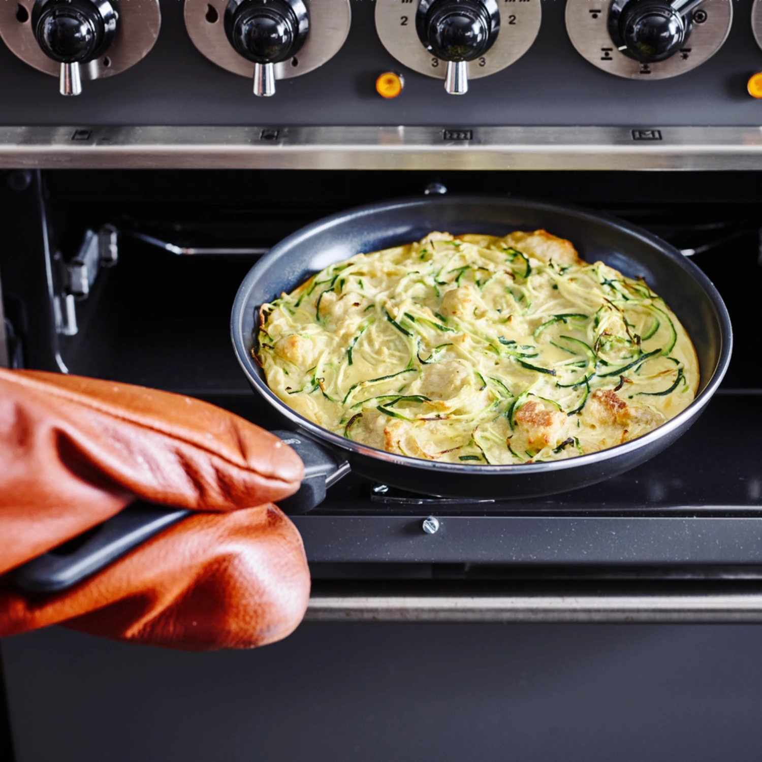 GreenPan Cambridge Black Koekenpan Ø20 Cm 7 GreenPan Cambridge Black Koekenpan Ø20 Cm - Afbeelding 5